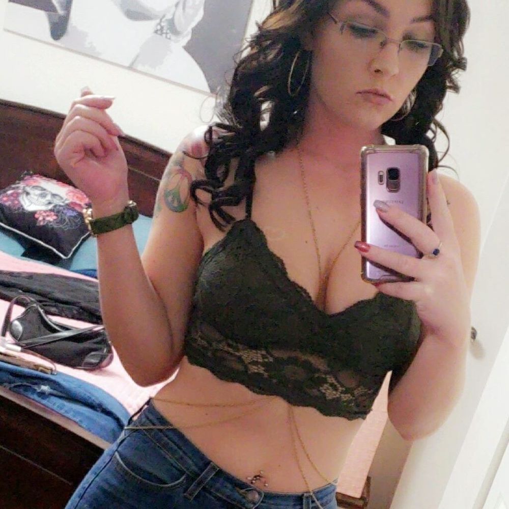 Meet your Posher, Erica